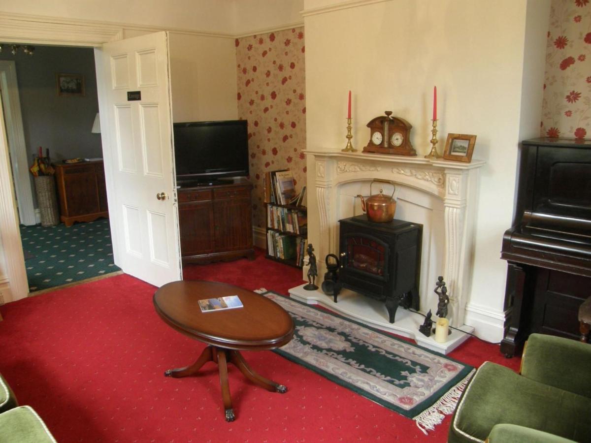 The Old Vicarage Hotel Llangurig Kültér fotó